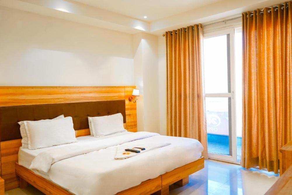 ניו דלהי Hotel 24By7 מראה חיצוני תמונה